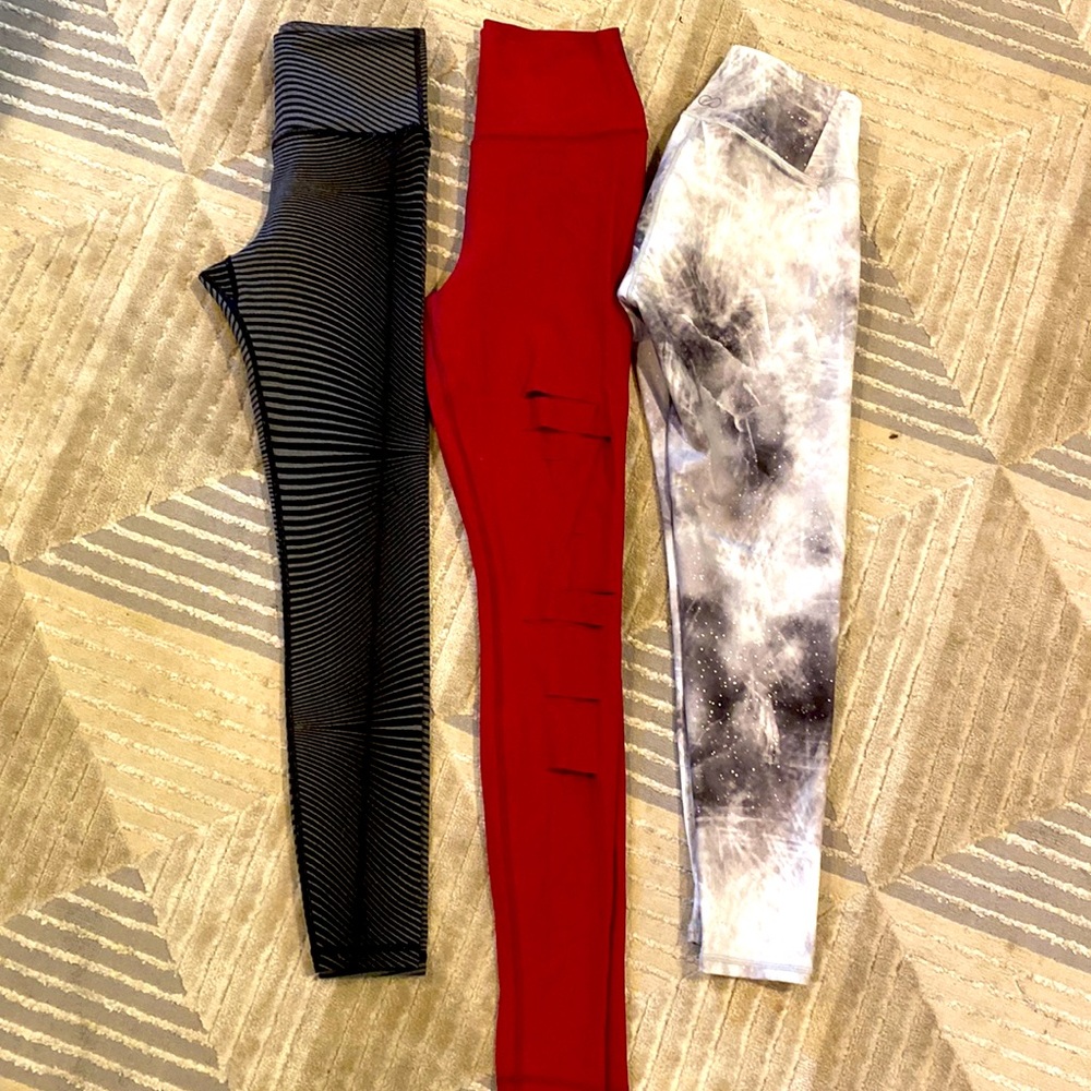 Lulu like leggings(3) retail 250.00+Alo